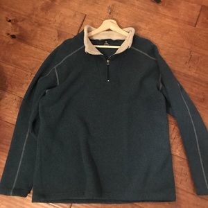Men’s Kuhl half zip pullover